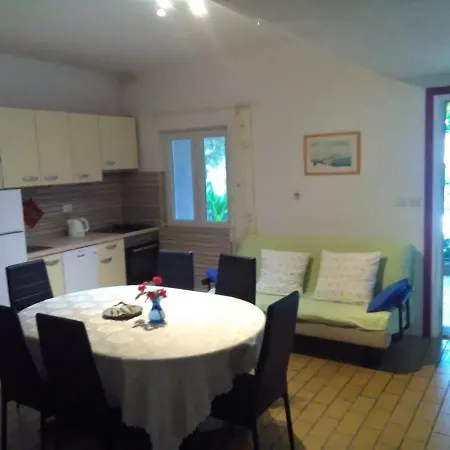 Zelic Guest house